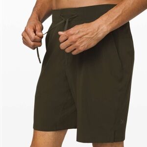 Lululemon T.H.E. Short Linerless 9" Active Athletic Gym Dark Forrest Green Small